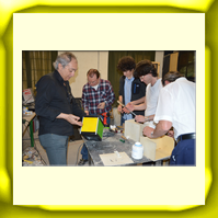 10-5-2014 workshop costruzione di una scatola da apparizione